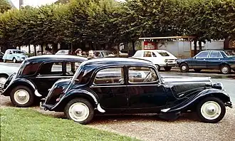 багажник удлинён и объём его удвоен с осени 1952