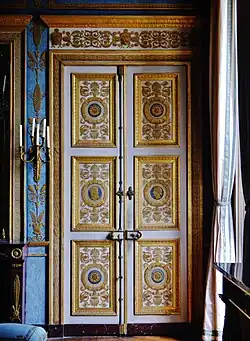 Дверь Голубой комнаты Компьенского дворца, Франция