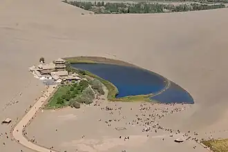 Озеро и павильон в 2023 году