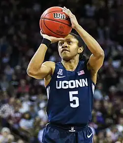 Кристал Дэнджерфилд в игре за команду «Коннектикут Хаскис» (10 февраля 2020 года)