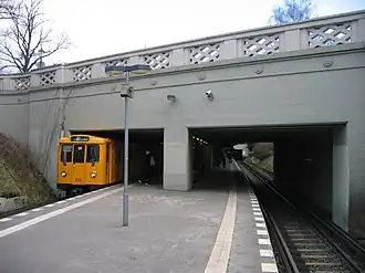 Станционный зал