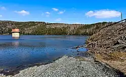 Дамба и водосброс