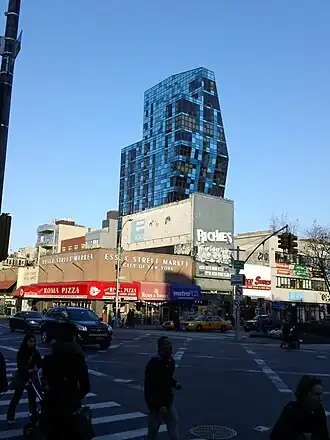 Пересечение Деланси и Эссекс-стрит