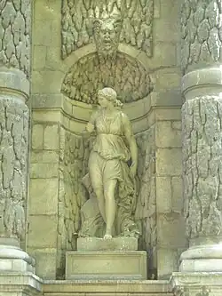 Диана-Охотница. Деталь фонтана «Полифем».