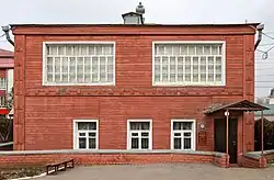 Вход в Дом-музей Льва Кассиля (г.&nbsp;Энгельс)