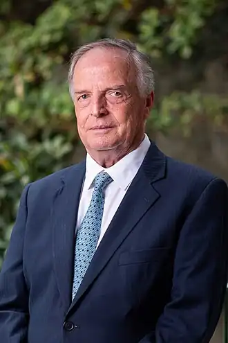 Герб династии Орлеан-Браганса