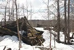 Здесь когда-то жили люди