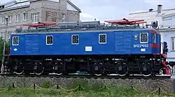 Памятник электровозу  ВЛ22М-692 на станции Зима