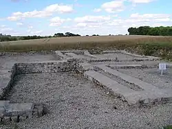 Руины галло-римской виллы Шателье