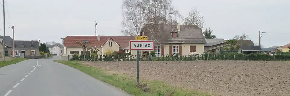 Въезд в Орьяк