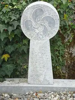 Баскская дискообразная стела