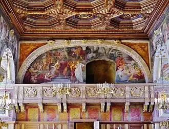 Скульптурные орнаменты Бальной залы Фонтенбло