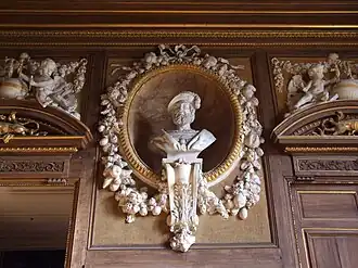 Скульптура галереи Франциска I