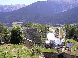 Солнечная печь в г. Мон-Луи, первая солнечная печь в мире