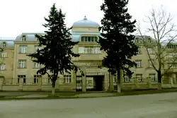 Школа в Гяндже по имени Мирза Шафи Вазех