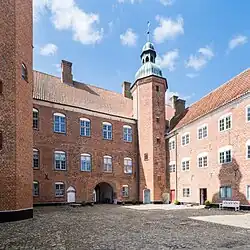 Лестничная башня в северо-западном углу внутреннего двора