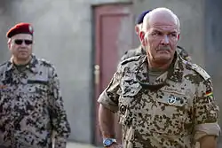Генерал Вольф-Дитер Лангхельд в Афганистане, генерал танковых войск бундесвера в период 2002 — 2003 годов, фото 2011 года.