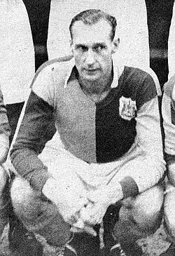 Эйнсли в составе «Лидс Юнайтед» в сезоне 1946/47