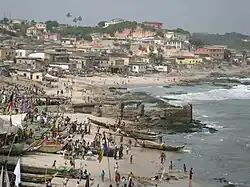 Вид на побережье Гвинейского залива с замка Кейп-Кост