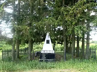 Памятник на месте расстрелаевреев Толочина