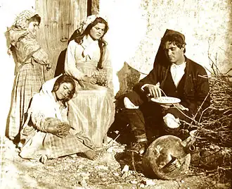 Вильгельм фон Глёден "У двери", Лимина, 1890-е годы