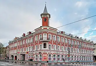 Дом Гончарова, с 1912 г. в нём разместилась гимназия В. В. Кашкадамовой, с 1918 г. — 9-я школа.