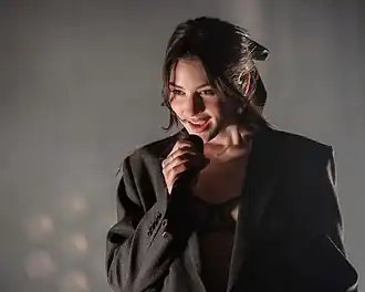 Грейси Абрамс во время тура This Is What It Feels Like (фотография 2022 года)