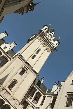 Главная башня (бергфрид)