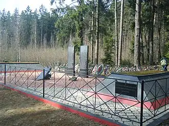 Мемориал на месте убийства евреев Грозово