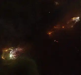 Изображение HH&nbsp;1/2 и джета в сторону HH&nbsp;1