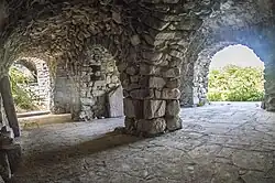 На территории крепости