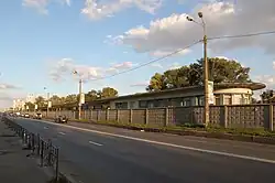 Вид на станцию с северной стороны Броварского проспекта