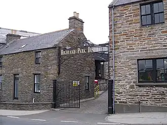 Здания дистиллерии Хайланд Парк