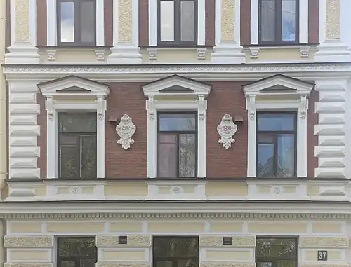 Элементы фасадного декора в 2021 году