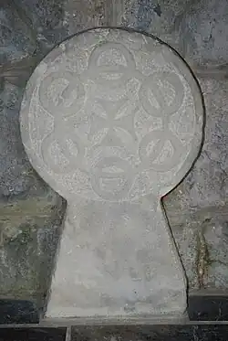 Баскская дискообразная стела