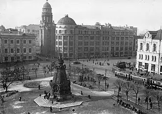 Тот же вид после 1935 (без Китайгородской стены и церкви Николы Большой Крест)