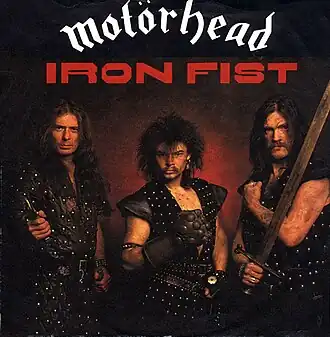 Обложка сингла Motörhead «Iron Fist» (1982)