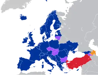  Подписали и ратифицировали
 Подписали, но не ратифицировали
 Не подписали (входят в Совет Европы)
 Вышли
 Не подписали (не входят в Совет Европы)