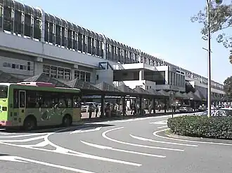 Восточный вход станции Такасаки