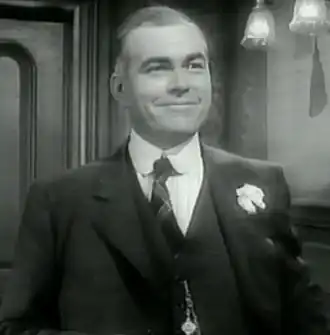 Джеймс Флавин в фильме «Легендарные Дорси» (1947)