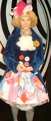 Джейн Хоррокс«Голосок»