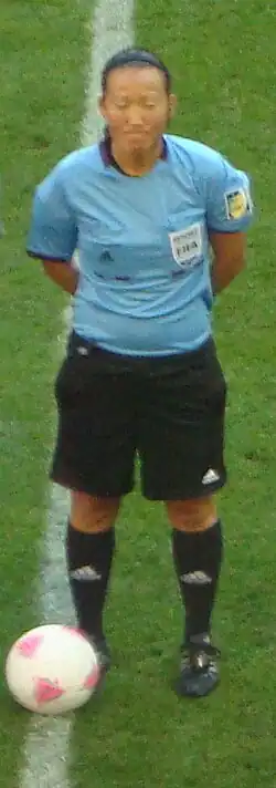 На матче женского футбольного турнира летней Олимпиады-2012 между командами Камеруна и Бразилии