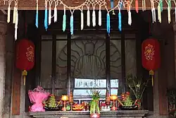 Мани под видом Будды. Храм Цаоань