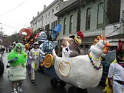 «Куриная» группа на параде Марди Гра (Новый Орлеан, США)