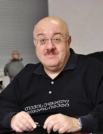 Каха Бендукидзе в своём кабинете в Дигомском Университетском Кампусе(сейчас&nbsp;— Кампус им. Кахи Бендукидзе)