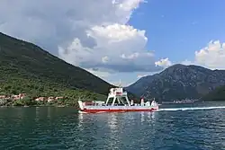 Паром Каменари-Лепетане