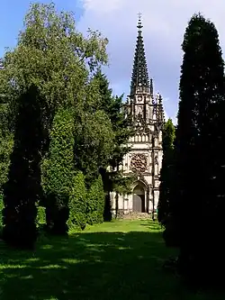 Часовня и мавзолей Шейблера на протестантском кладбище в Лодзи