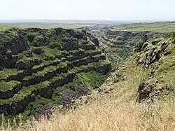 Касахское ущелье, около монастыря Сагмосаванк