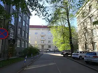 Улица Каупмехе. Вид на двор дома № 13 с бульвара Рявала