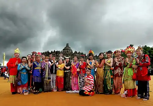 Весак — майский фестиваль рождества Будды